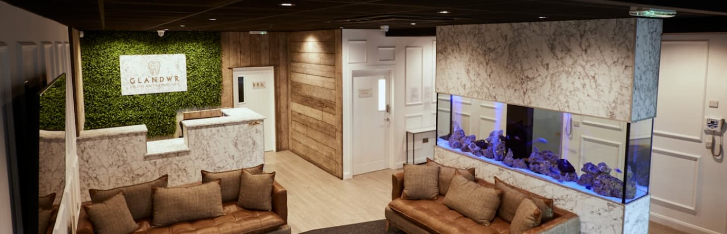 Glandwr Dental